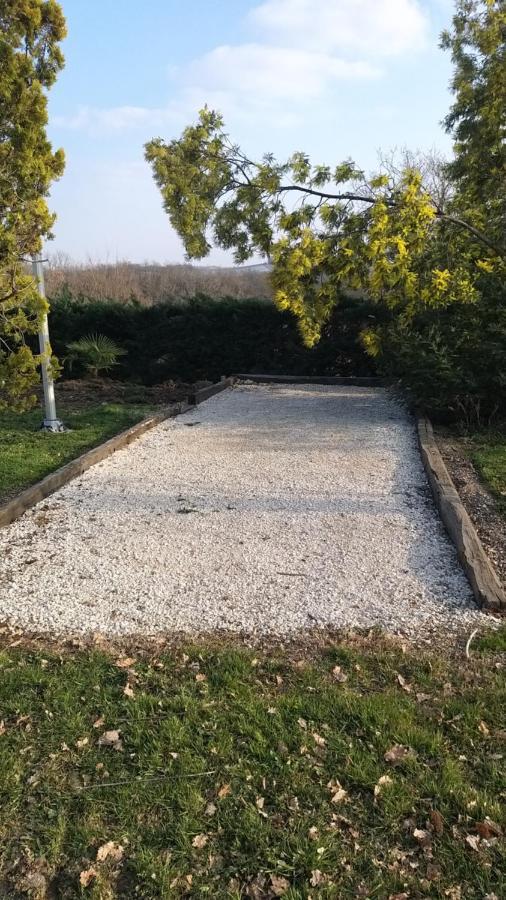 Gite La Garrigue Montbarla Zewnętrze zdjęcie